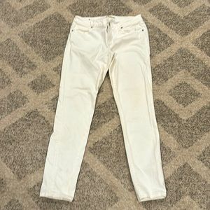 Cabi women’s jeans white size 8